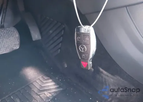 2019 Mercedes-Benz Gla 250 из США, поврежденный, VIN WDCTG4EB2KU001697